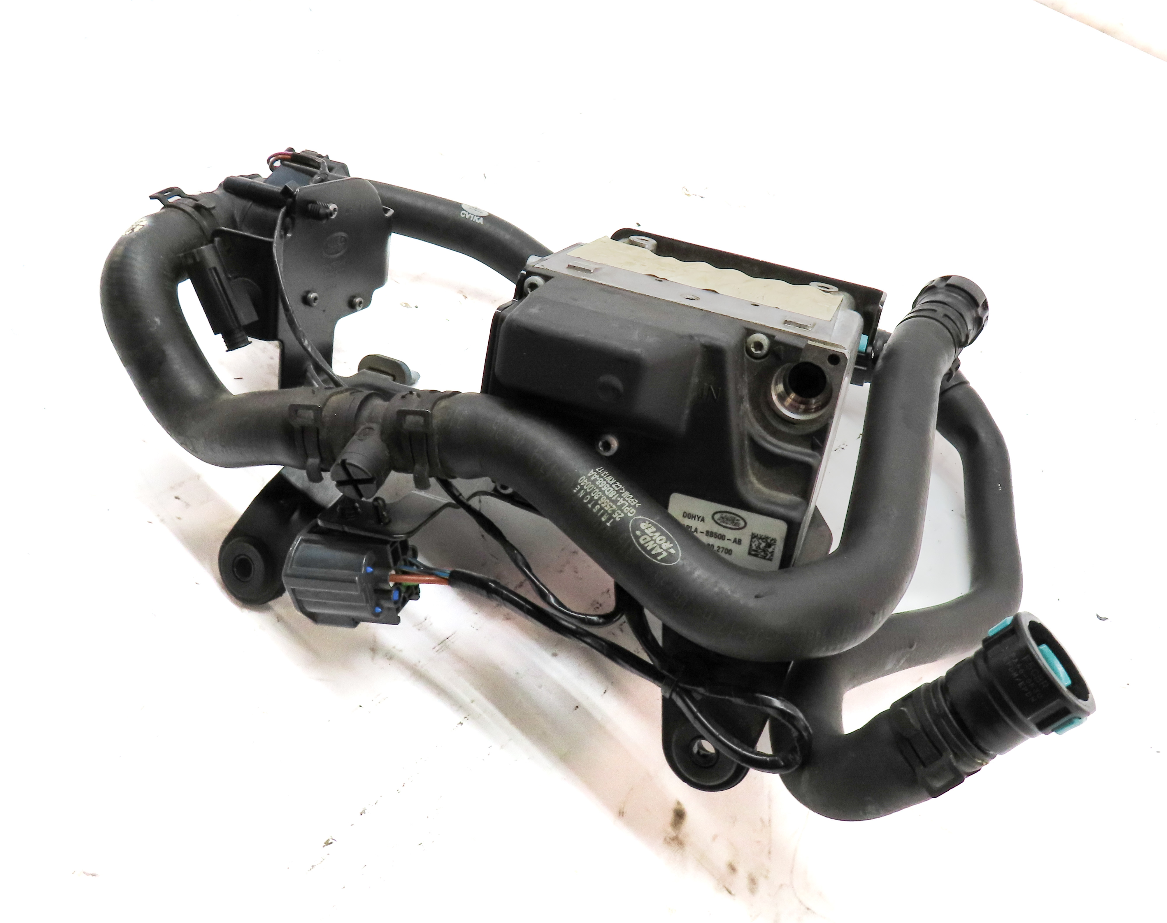 17 LAND ROVER DISCOVERY (L462) 3.0L SUPER ENGINE AUXILIARY WATER PRE HEATER PUMP — exact item pictured